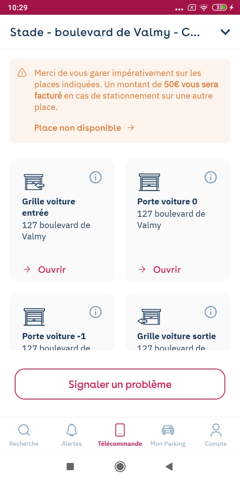 Yespark app: Remote control tab for a booking, Open buttons for the doors and Report an access issue