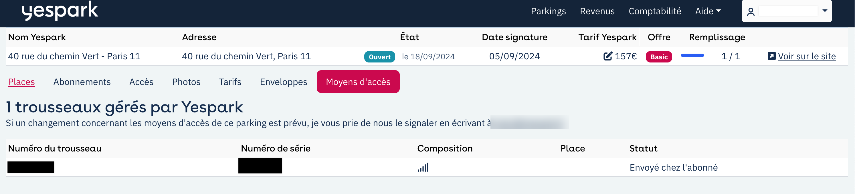 Partner interface: a car park's Access means tab, table of key sets with the status Envoyé chez l'abonné (sent to the subscriber)